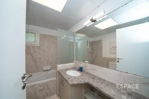 Villa til leie i Meadows, Dubai, Emiratene 5 soverom, 343 kvm Nr. 738237 - Foto 11