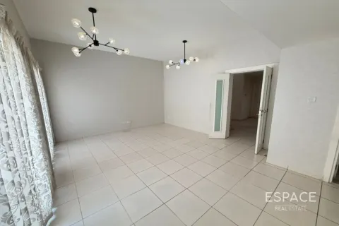 Villa in affitto a The Springs, Dubai, EAU 2 camere da letto, 164 mq. № 738234 - foto 5