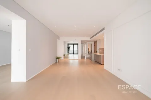 דירה להשכרה ב Jumeirah Beach Residence, Dubai, איחוד האמירויות 4 חדרי שינה, 237 מ"ר, מספר 738236 - תמונה 3