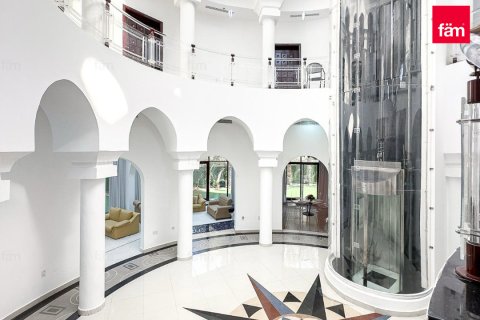 Зняти в оренду віллу в Дубай, ОАЕ 7 спалень, 1723.7м2, № 687673 - фото 11