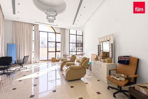 Зняти в оренду віллу в Дубай, ОАЕ 7 спалень, 1723.7м2, № 687673 - фото 21