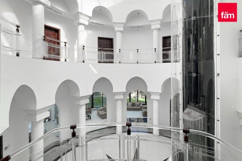 Зняти в оренду віллу в Дубай, ОАЕ 7 спалень, 1723.7м2, № 687673 - фото 9