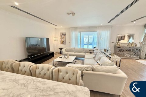 Villa til leie i Jumeirah Park, Dubai, Emiratene 4 soverom, 902 kvm Nr. 668399 - Foto 8