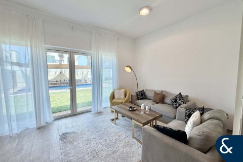 Villa til leie i Jumeirah Park, Dubai, Emiratene 4 soverom, 902 kvm Nr. 668399 - Foto 11