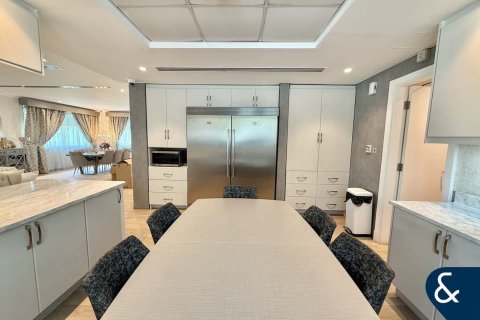 Villa til leie i Jumeirah Park, Dubai, Emiratene 4 soverom, 902 kvm Nr. 668399 - Foto 9