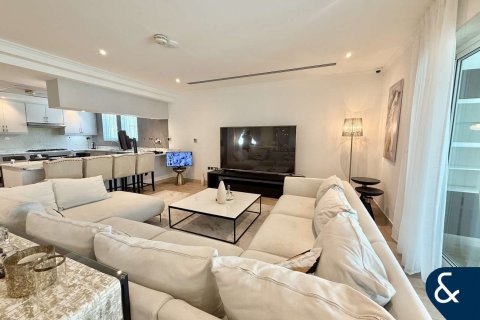 Villa til leie i Jumeirah Park, Dubai, Emiratene 4 soverom, 902 kvm Nr. 668399 - Foto 5