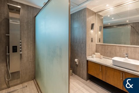 Villa til leie i Jumeirah Park, Dubai, Emiratene 4 soverom, 902 kvm Nr. 668399 - Foto 15