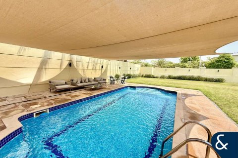 Villa til leie i Jumeirah Park, Dubai, Emiratene 4 soverom, 902 kvm Nr. 668399 - Foto 2