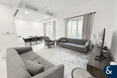 Dubai Land, Dubai, संयुक्त अरब अमीरात में विला, 3 बेडरूम, 161 वर्ग मीटर, संख्या 668385 - फ़ोटो 3