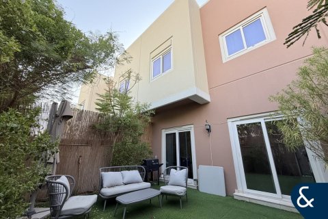 Dubai Land, Dubai, संयुक्त अरब अमीरात में विला, 3 बेडरूम, 161 वर्ग मीटर, संख्या 668385 - फ़ोटो 1