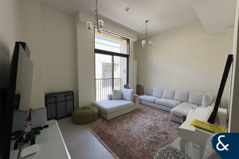 Shtëpi në qytet në Dubai Sports City, Dubai, Emiratet e Bashkuara Arabe 4 dhoma gjumi, 343 m2. № 668390 - Foto 1