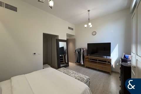 Shtëpi në qytet në Dubai Sports City, Dubai, Emiratet e Bashkuara Arabe 4 dhoma gjumi, 343 m2. № 668390 - Foto 3