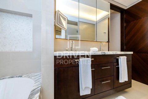 Appartamento in affitto a Downtown Dubai (Downtown Burj Dubai), Dubai, EAU 2 camere da letto, 123.47 mq. № 744784 - foto 6