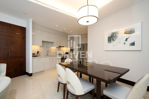 Appartamento in affitto a Downtown Dubai (Downtown Burj Dubai), Dubai, EAU 2 camere da letto, 123.47 mq. № 744784 - foto 3