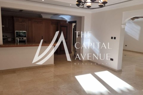 Řadový dům na Saadiyat Island, Abu Dhabi, SAE 4 ložnice, 396.88 m² Č.: 737321