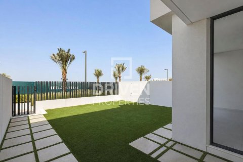 Townhouse de închiriat în Jebel Ali, Dubai, EAU 3 dormitoare, 242.29 mp. №768541 - poză 24
