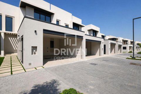 Townhouse de închiriat în Jebel Ali, Dubai, EAU 3 dormitoare, 242.29 mp. №768541 - poză 30