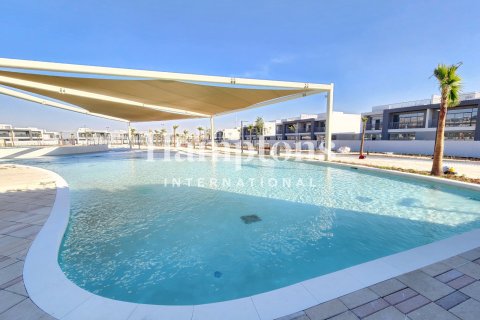 Huvila Dubai South (Dubai World Central), Arabiemiraatit 4 makuuhuonetta, 306.39409400 m2 № 697180 - kuva 25