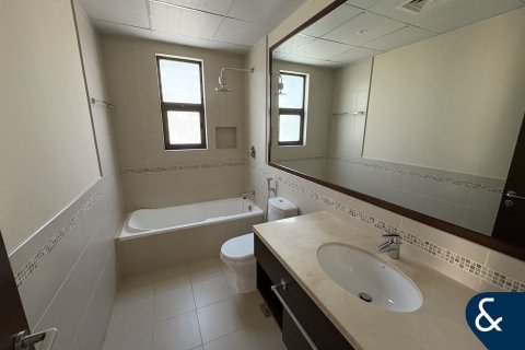 Vila u gradu Reem, Dubai, UAE 4 spavaće sobe, 234 m2 Br. 698252 - Slika 13
