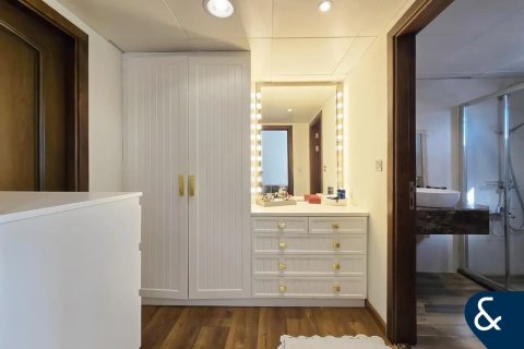 Villa te huur in Meadows, Dubai, VAE 4 slaapkamers, 540 vr.m., nr 698246 - foto 10