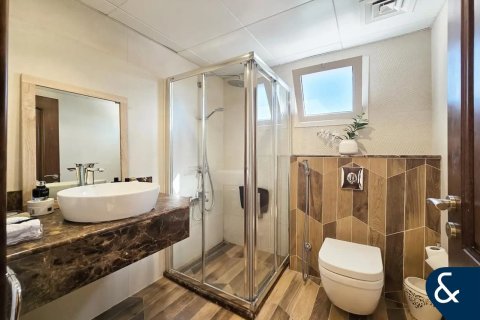 Villa te huur in Meadows, Dubai, VAE 4 slaapkamers, 540 vr.m., nr 698246 - foto 13