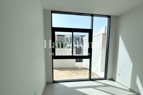 Зняти в оренду віллу в Dubai South (Dubai World Central), Дубай, ОАЕ 4 спальні, 354.51970606м2, № 732924 - фото 2