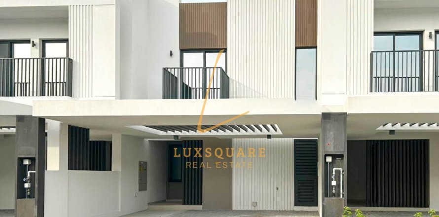 ویلا در Dubai South (Dubai World Central)، Dubai ، امارات متحده عربی 3 خوابه ، 181 متر مربع.  شماره 658759