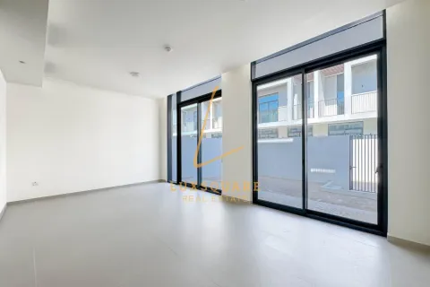 Снять в аренду виллу в Dubai South (Dubai World Central), Дубай, ОАЭ 3 спальни, 138м2, № 658760 - фото 7