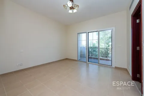 Townhouse de închiriat în Arabian Ranches, Dubai, EAU 2 dormitoare, 175 mp. №661261 - poză 10