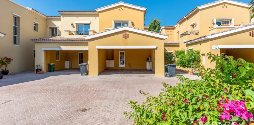 Townhouse în Arabian Ranches, Dubai, EAU 2 dormitoare, 175 mp.  №661261