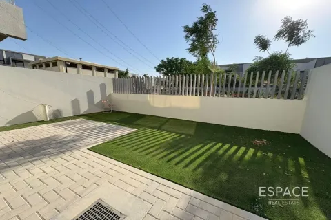 Vila di Dubai, UAE 4 bilik tidur, 257 meter persegi № 661259 - foto 14