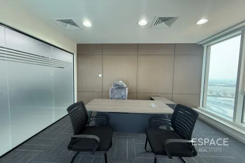 Office in Business Bay, Dubai, UAE 87 sq.m. № 661265 - photo 9