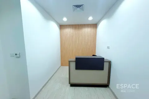 Office in Business Bay, Dubai, UAE 87 sq.m. № 661265 - photo 1