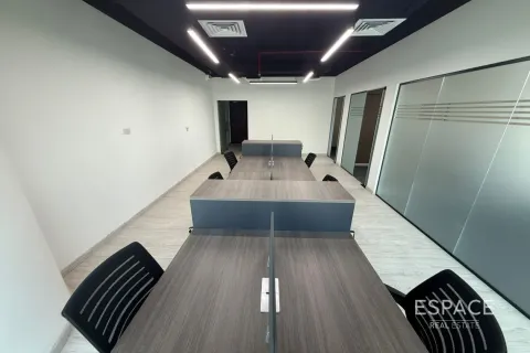 Office in Business Bay, Dubai, UAE 87 sq.m. № 661265 - photo 7