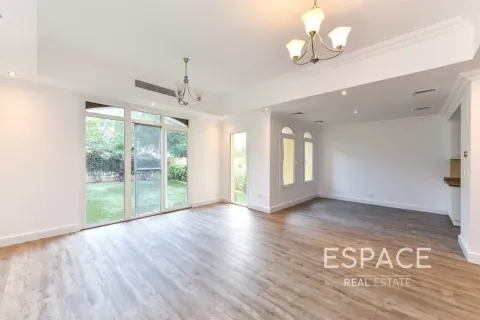 Vila u Arabian Ranches, Dubai, UAE 2 spavaćih soba, 175 m2 Br. 661262 - fotografija 2