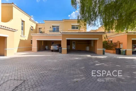 Vila u Arabian Ranches, Dubai, UAE 2 spavaćih soba, 175 m2 Br. 661262 - fotografija 12