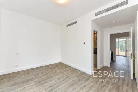 Vila u Arabian Ranches, Dubai, UAE 2 spavaćih soba, 175 m2 Br. 661262 - fotografija 7