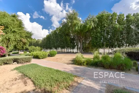 Vila u Arabian Ranches, Dubai, UAE 2 spavaćih soba, 175 m2 Br. 661262 - fotografija 13