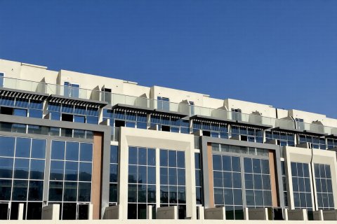 Townhouse in Dubai Investment Park, UAE 4 bedrooms, 78 sq.m. № 711861 - photo 14