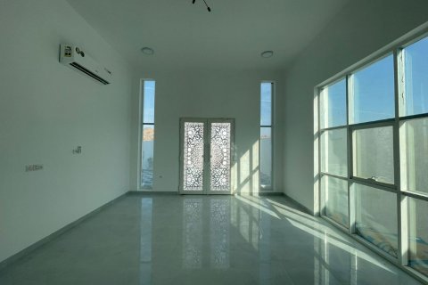 Villa itt: Ras Al Khaimah, EAE, 5 hálószoba, 9290 m², azonosító: 735175 - fénykép 6