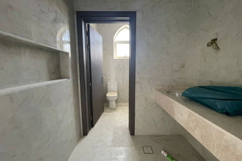 Villa itt: Ras Al Khaimah, EAE, 5 hálószoba, 9290 m², azonosító: 735175 - fénykép 4