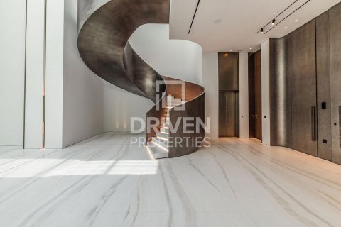 Villa à vendre à  Palm Jumeirah, Dubai, EAU 6 chambres, 1760.05 m2 № 761604 - photo 8