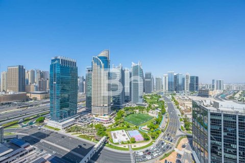 Apartament në Jumeirah Lake Towers, Dubai, Emiratet e Bashkuara Arabe 2 dhoma gjumi, 125 m2. № 642447 - Foto 13