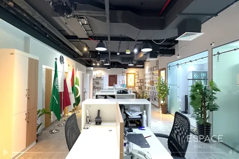 Üürile anda kontor asukohaga Business Bay, Dubai, AÜE: 320 m² Nr 659881 - pilt 2