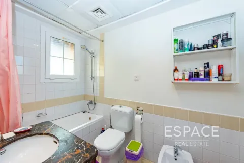 Üürile anda villa asukohaga Arabian Ranches, Dubai, AÜE: 2 magamistoaga, 165 m² Nr 659880 - pilt 9