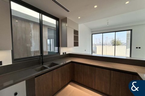 Vilă de închiriat în Tilal Al Ghaf, Dubai, EAU 5 dormitoare, 416 mp.  №671370 - poză 5