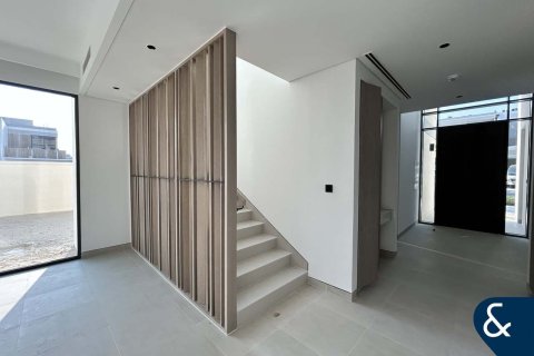 Vilă de închiriat în Tilal Al Ghaf, Dubai, EAU 5 dormitoare, 416 mp.  №671370 - poză 2