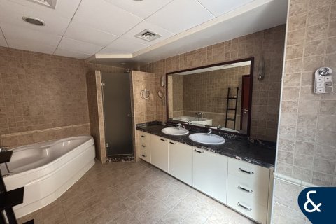 Townhouse til leje i Green Community, Dubai, UAE 4 soveværelser, 454 kvm № 671375 - foto 13