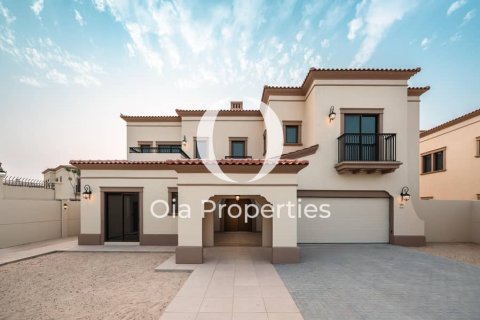 Vilë në Abu Dhabi, Emiratet e Bashkuara Arabe 5 dhoma gjumi, 640 m2. № 644594 - Foto 5