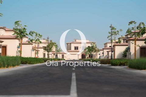 Vilë në Abu Dhabi, Emiratet e Bashkuara Arabe 5 dhoma gjumi, 640 m2. № 644594 - Foto 21